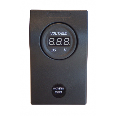 Digitales Voltmeter