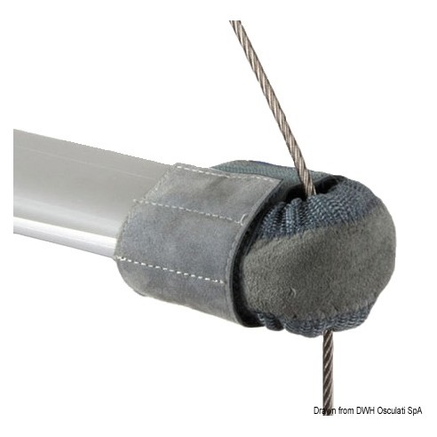 Natural leather shroud covers for shrouds with 122-154 mm section. - Osculati