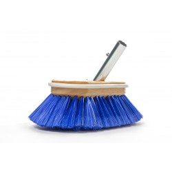 Varnished wooden brush with high quality bristles