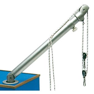 Teleskopkran bis zu 380 kg.
