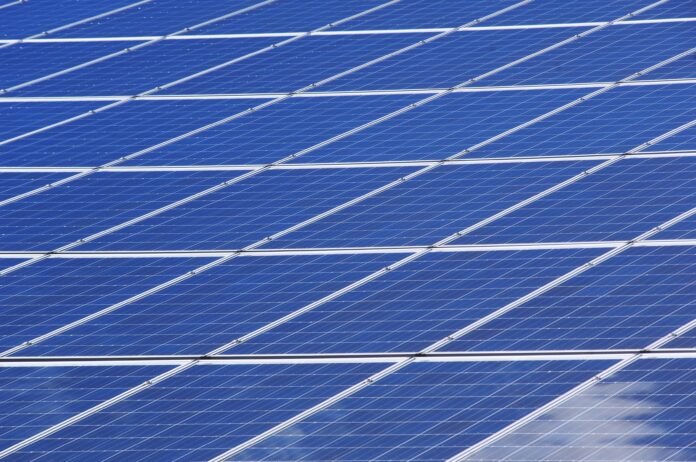 Pannelli solari: scegliere i pannelli fotovoltaici per barca a vela